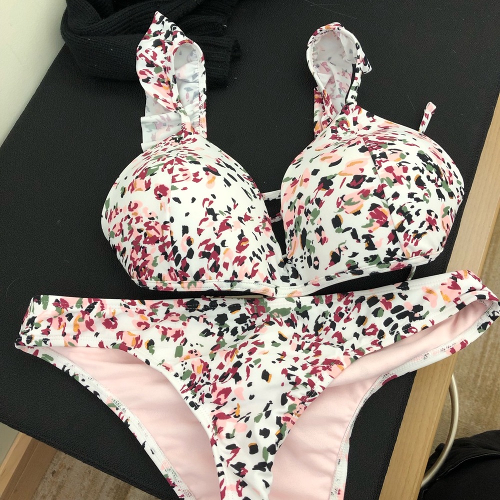 Hula honey bikini
